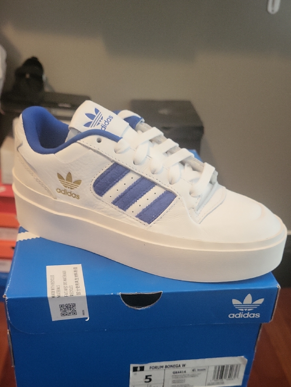 adidas Forum Bonega White Royal Blue Gold Women's 5 Medium New Inbox